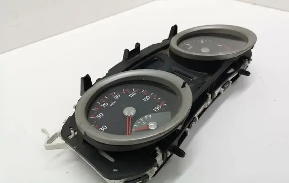 Renault Megane II Speedometer (instrument cluster) P8B6103655 8200399699