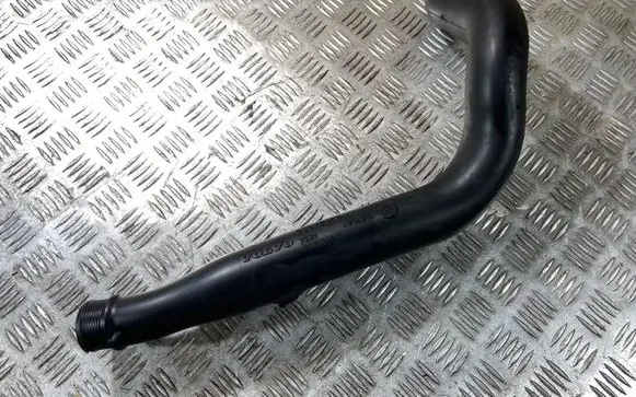 Volvo XC90 Intercooler hose/pipe 30647918