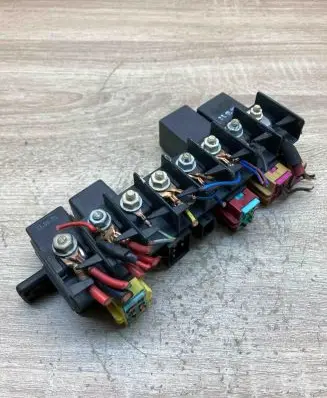Audi A4 S4 B5 8D Fuse box set 4A0941822 443951253J 896046