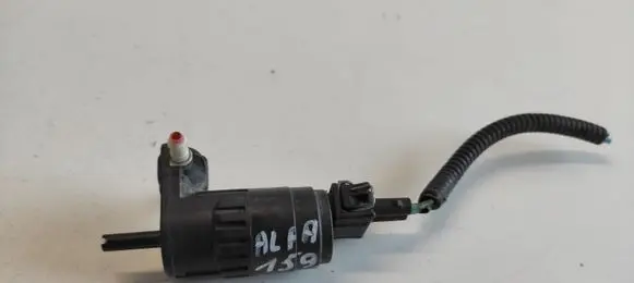 Alfa Romeo 159 Windscreen/windshield washer pump 71740942