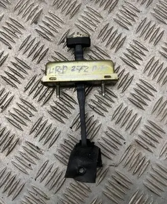 Land Rover Discovery 3 - LR3 Front door check strap stopper 5173991