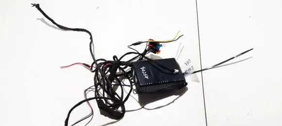 Skoda Octavia Mk1 (1U) Alarm control unit/module 4118251 38551-1
