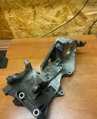 Audi A6 S6 C6 4F Generator/alternator bracket 03L903143H A1S19C031