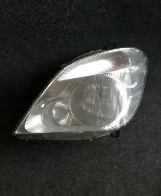Mercedes-Benz Sprinter W906 Headlight/headlamp A9068200161