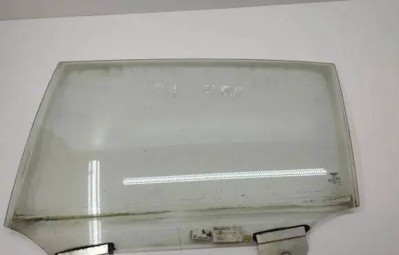 Bentley Flying Spur Rear door window glass 3W5845025B