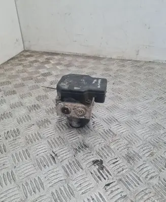 Hyundai Santa Fe ABS Pump 5890026500