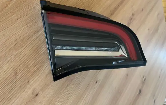 Tesla Model Y Tailgate rear/tail lights 150208800C 1502088