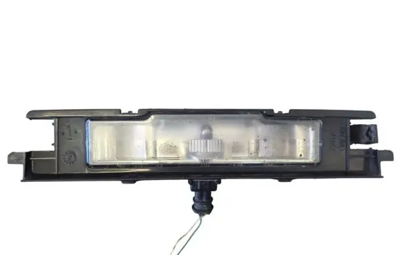 Toyota Yaris Number plate light 812700D011 E110411