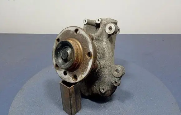 BMW 7 F01 F02 F03 F04 Front wheel hub spindle knuckle 6792287