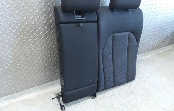 Rear seat