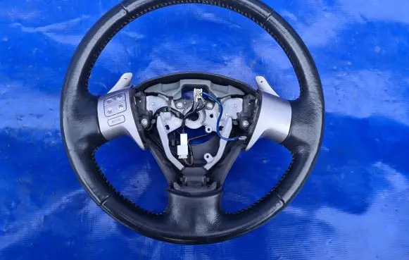 Toyota Auris 150 Steering wheel 