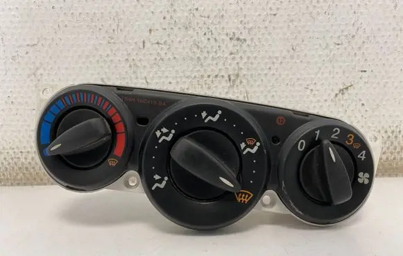 Ford Focus Climate control unit 98AB18C419