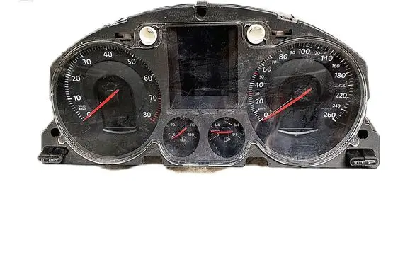 Volkswagen PASSAT B6 Speedometer (instrument cluster) A2C53106067