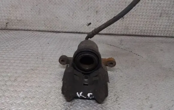 Honda CR-V Rear brake caliper