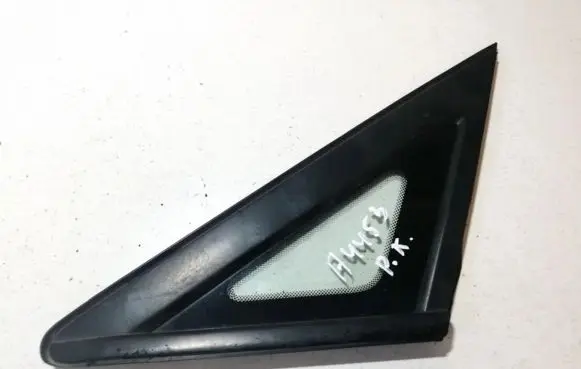 Subaru B9 Tribeca Front triangle window/glass 