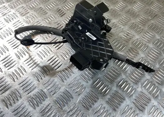 Volvo XC60 Front door lock 30799311