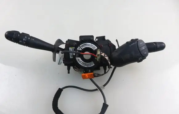 Wiper turn signal indicator stalk/switch