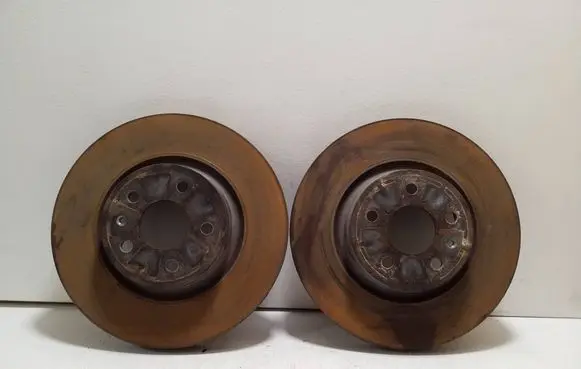 Tesla Model S Front brake disc