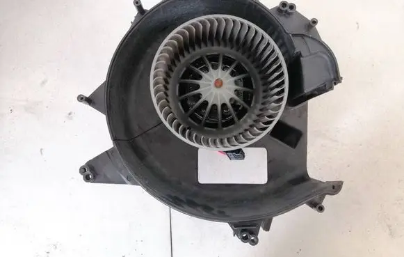 BMW 5 F10 F11 Heater fan/blower R4046