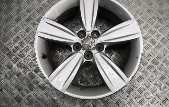 R18 alloy rim