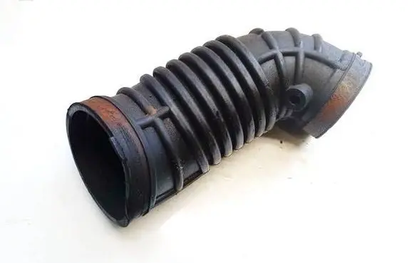 KIA Sedona Air intake hose/pipe 0k52y13220a