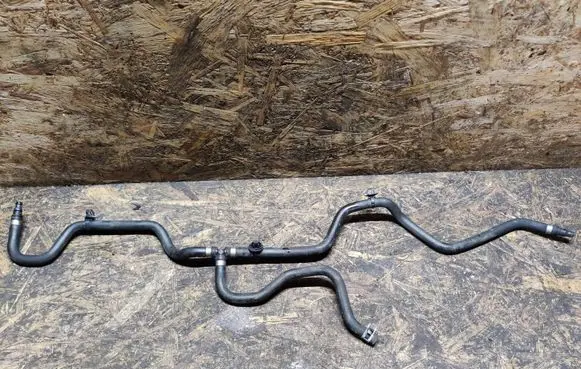 Infiniti Q70 Y51 Engine coolant pipe/hose