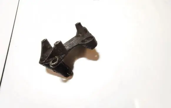 Audi A4 S4 B5 8D Engine mounting bracket 06a903103