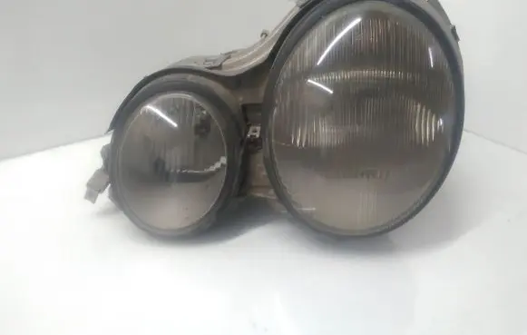 Mercedes-Benz E W210 Headlight/headlamp 14434500