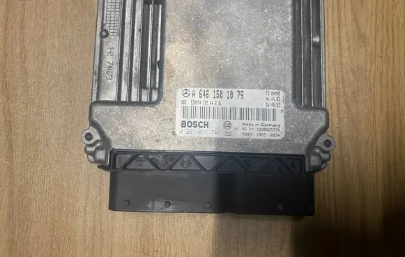Mercedes-Benz C W203 Engine control unit/module A6461501079 0281011741