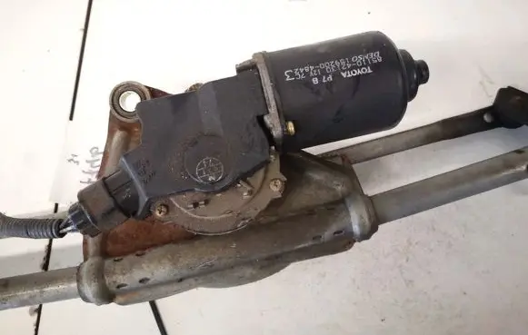 Toyota RAV 4 (XA20) Wiper motor 5811042130 58110-42130