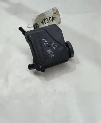 Mercedes-Benz ML W164 Power steering fluid tank/reservoir A0004602283