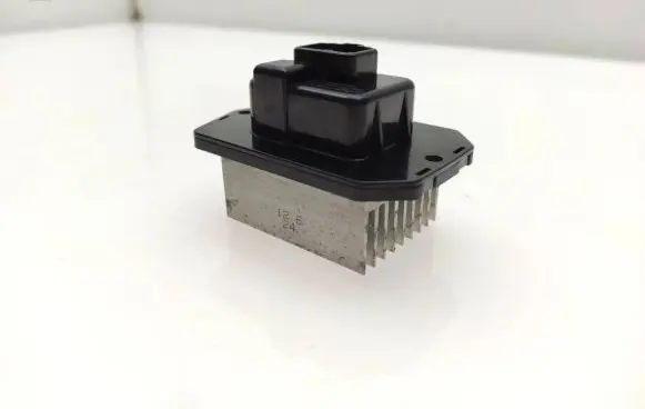 Subaru Outback Heater blower fan relay 0778000780