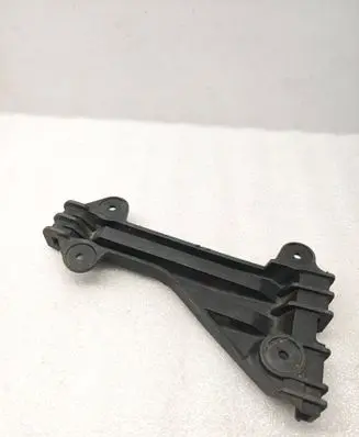 Audi A6 S6 C5 4B Front bumper mounting bracket 4A0807284A