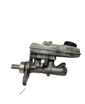 Renault Megane II Master brake cylinder 32067111 132879