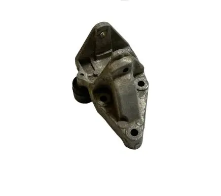 Citroen C5 Engine mounting bracket 9631853780