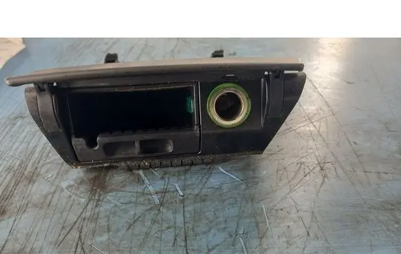 Ford Focus C-MAX Car ashtray 