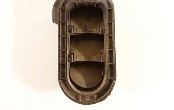 Quarter panel pressure vent