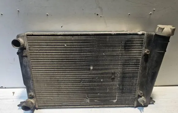 Audi 80 90 B2 Coolant radiator 