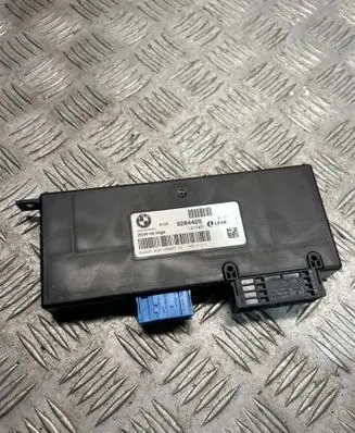 BMW 5 F10 F11 Gateway control module 9284420