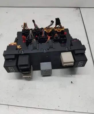 Volkswagen Golf Plus Comfort/convenience module H37S1002 3C0937049D 02144606
