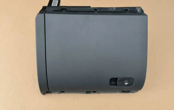 Volkswagen Jetta VI Glove box 5C7857097AC 5C85709AAC
