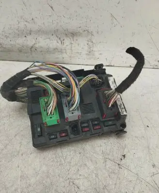 Peugeot 307 Comfort/convenience module 9643498880