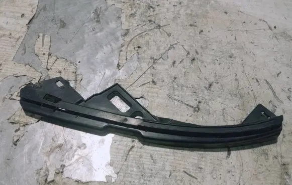 Volvo S40 Headlight/headlamp mounting bracket 30744956
