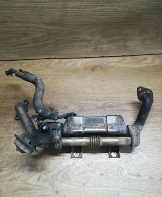Toyota Avensis T250 EGR valve cooler 256800R02000 13063850001