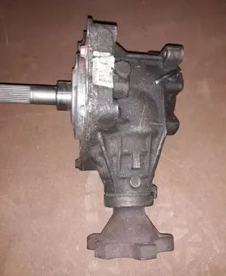 Gearbox transfer box case