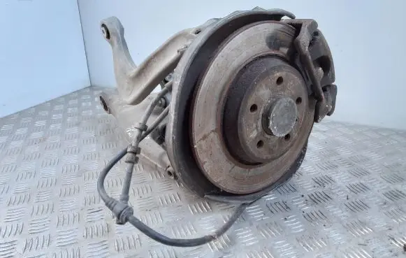 Audi A6 C7 Rear wheel hub spindle/knuckle 8K0505312J