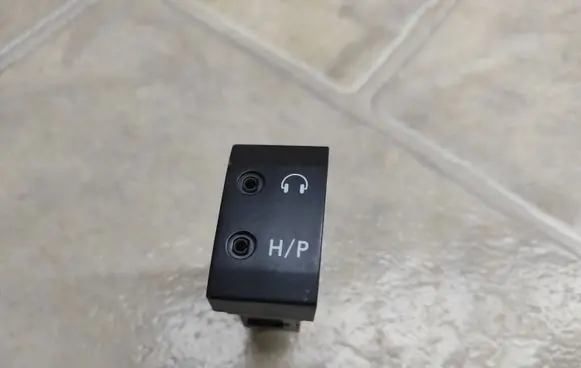 KIA Sorento AUX in-socket connector 95525 3E000 40327