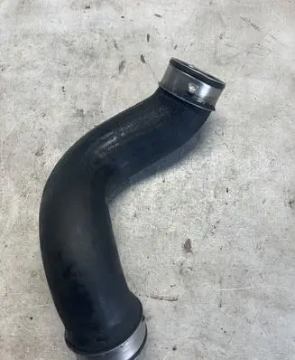 Mercedes-Benz E W211 Intercooler hose/pipe A21152822