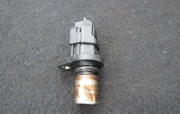 Toyota RAV 4 (XA20) Camshaft position sensor 9091905026 90919-05026
