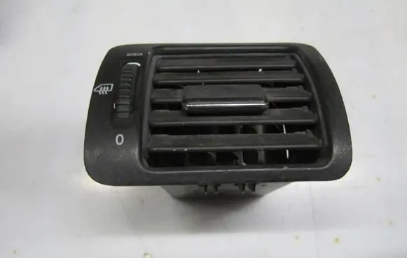 Mercedes-Benz ML W163 Dashboard side air vent grill/cover trim A1638300254